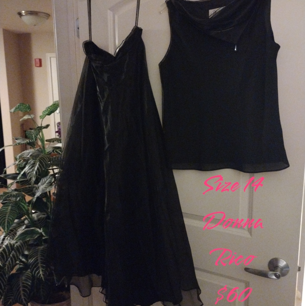 Formal 2 Piece Gorgeous Skirt & Top Size 14